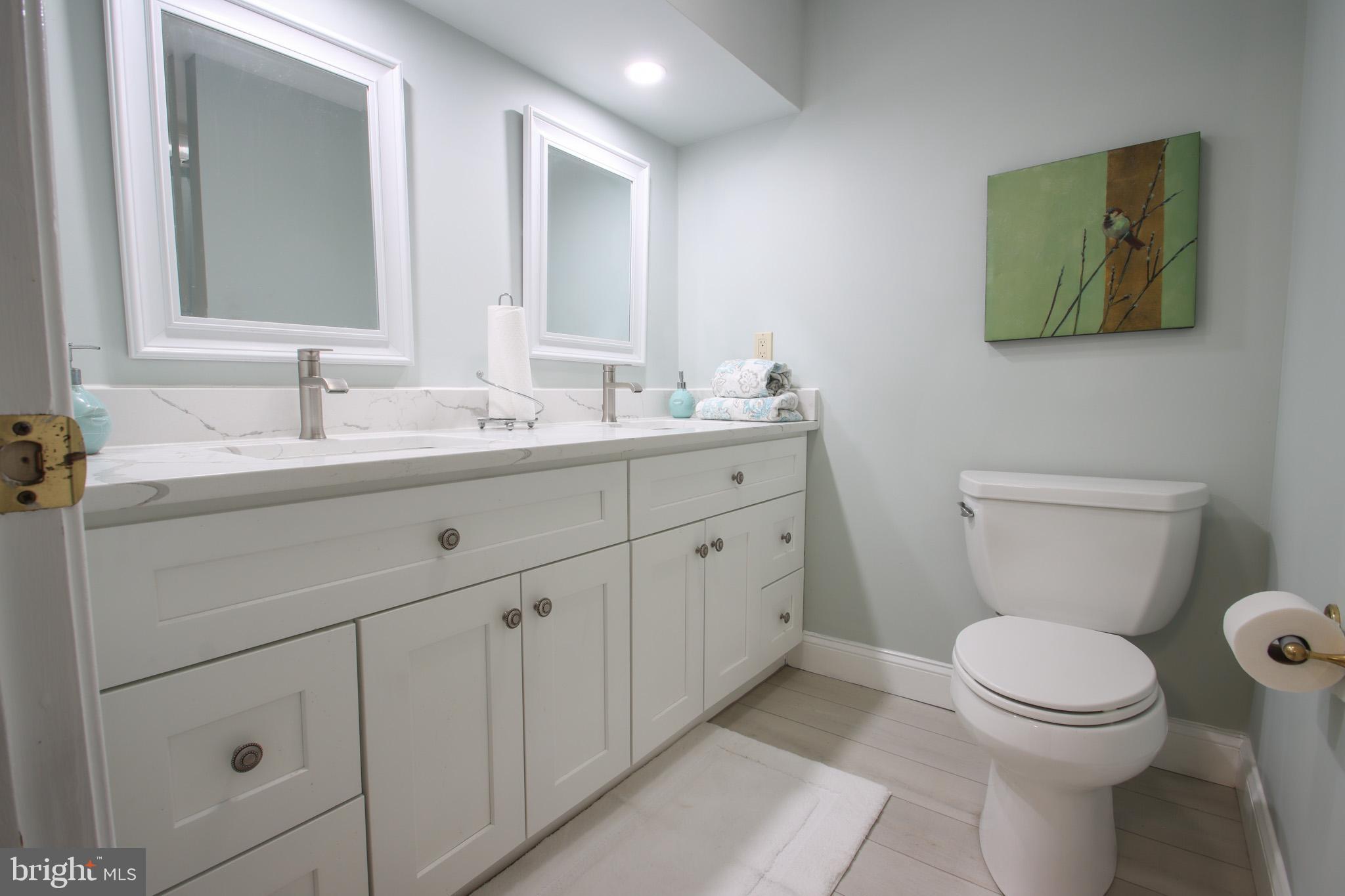 HIGHLANDS HUNT VALLEY - Residential