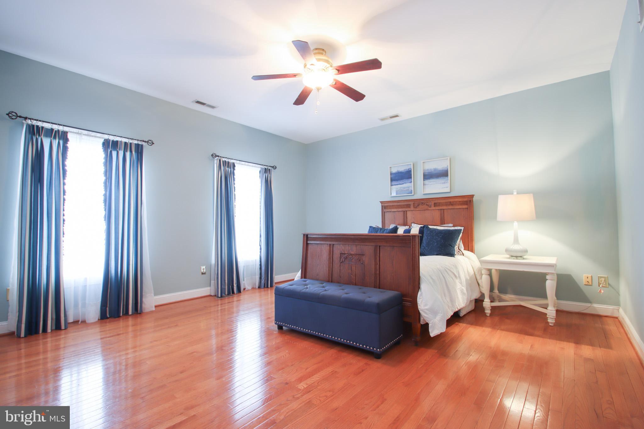 HIGHLANDS HUNT VALLEY - Residential