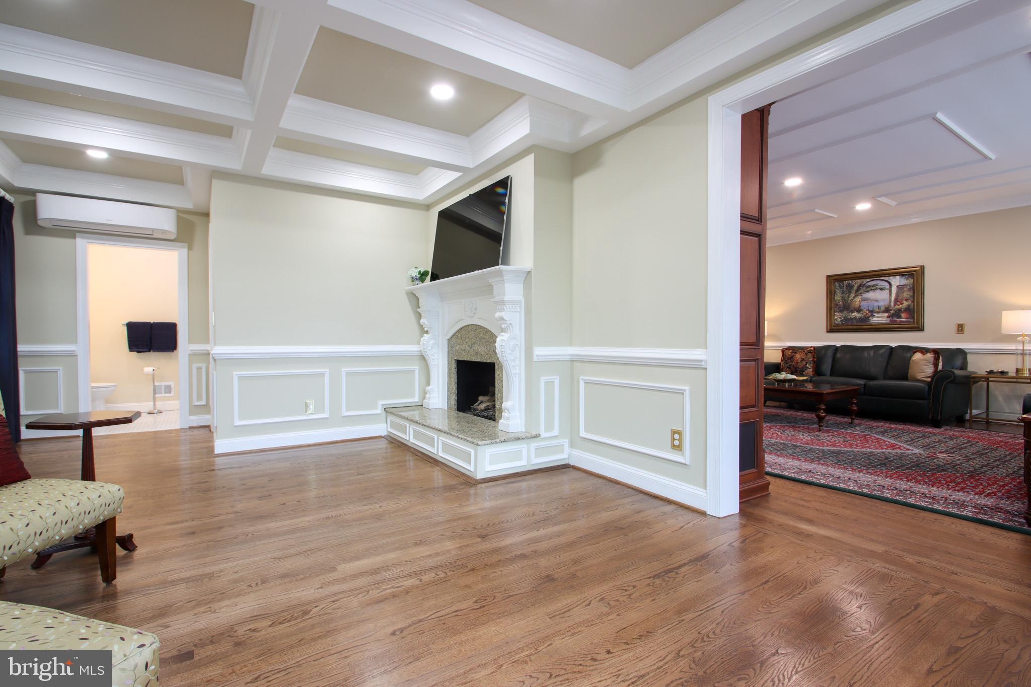 HIGHLANDS HUNT VALLEY - Residential