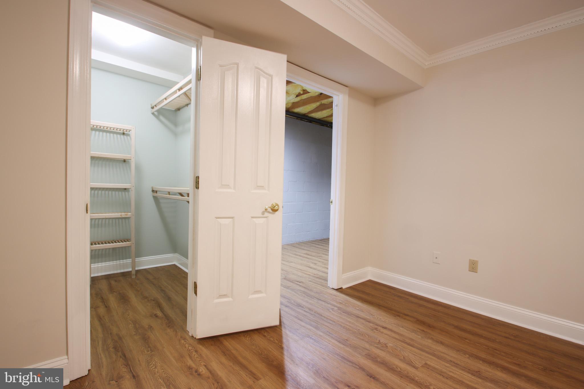 HIGHLANDS HUNT VALLEY - Residential