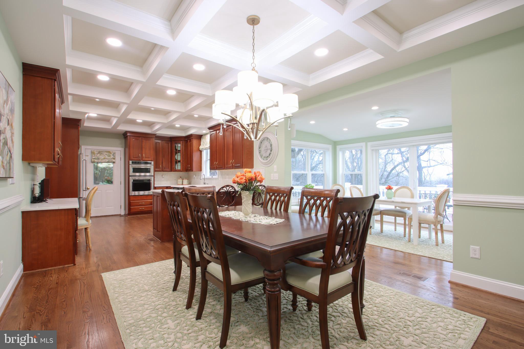 HIGHLANDS HUNT VALLEY - Residential