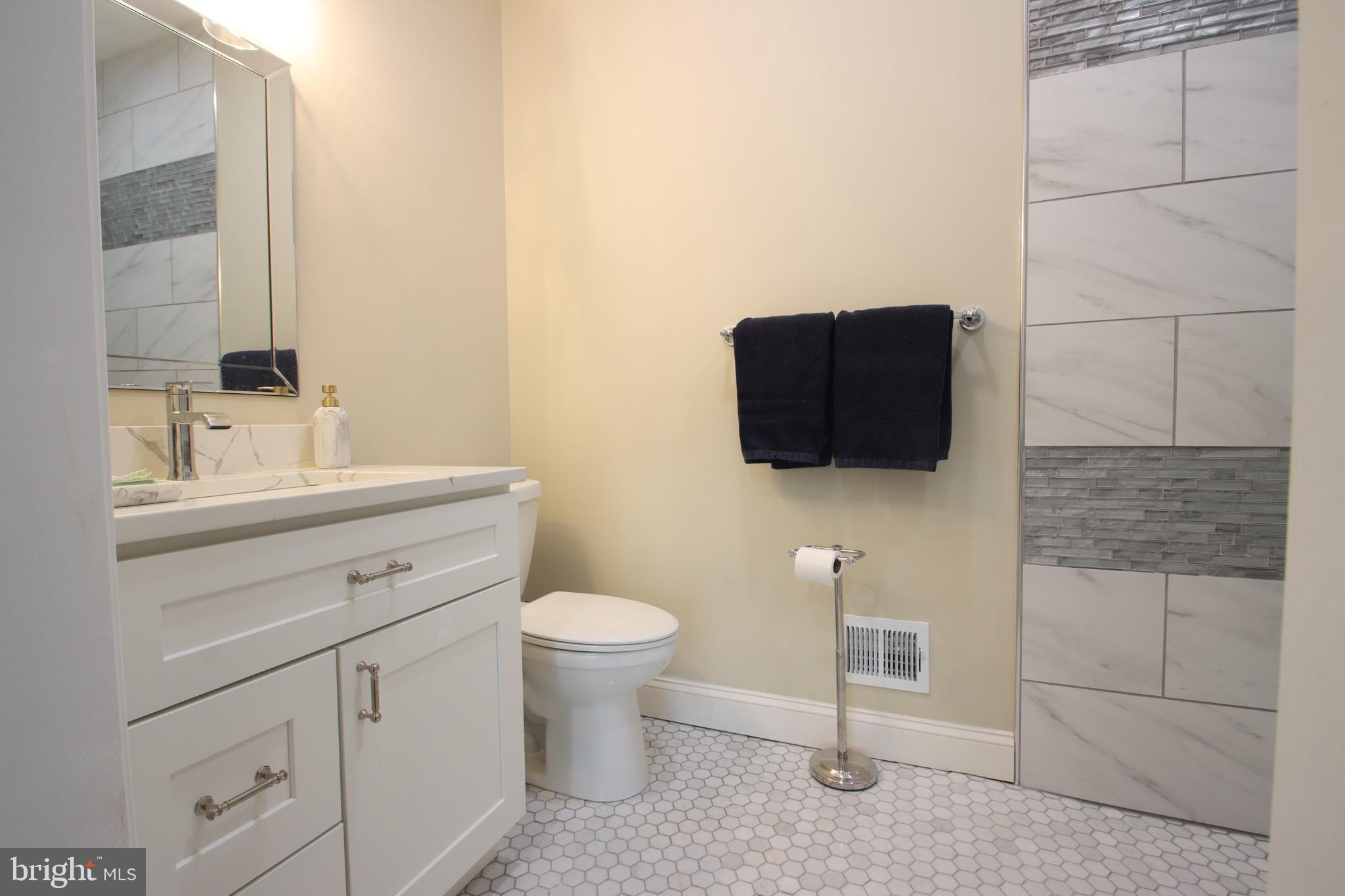 HIGHLANDS HUNT VALLEY - Residential