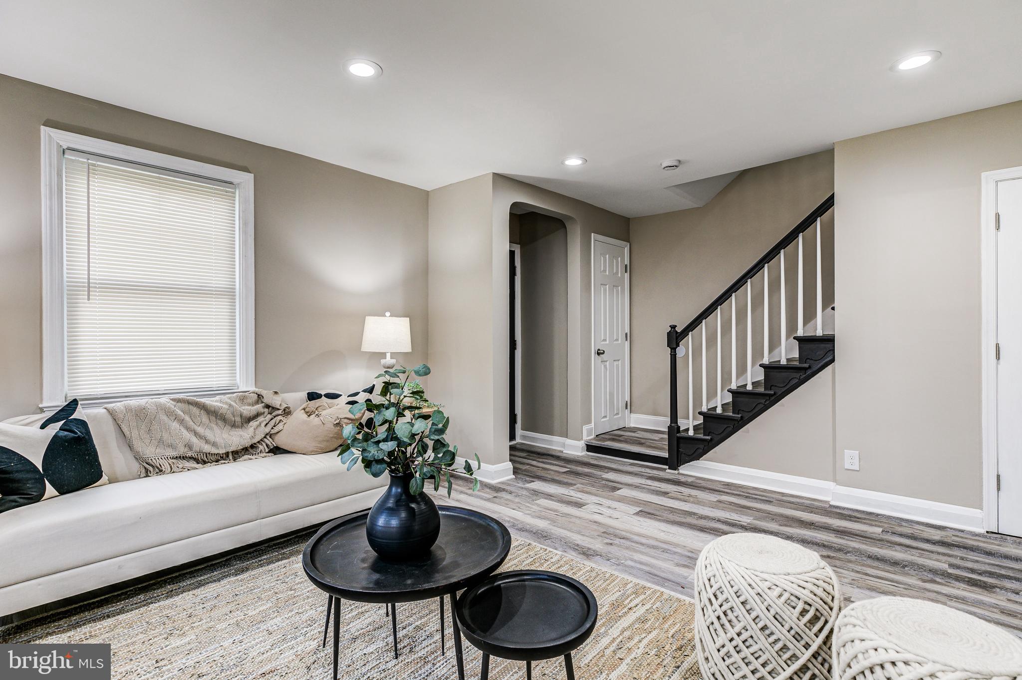 ROGNEL HEIGHTS - Residential