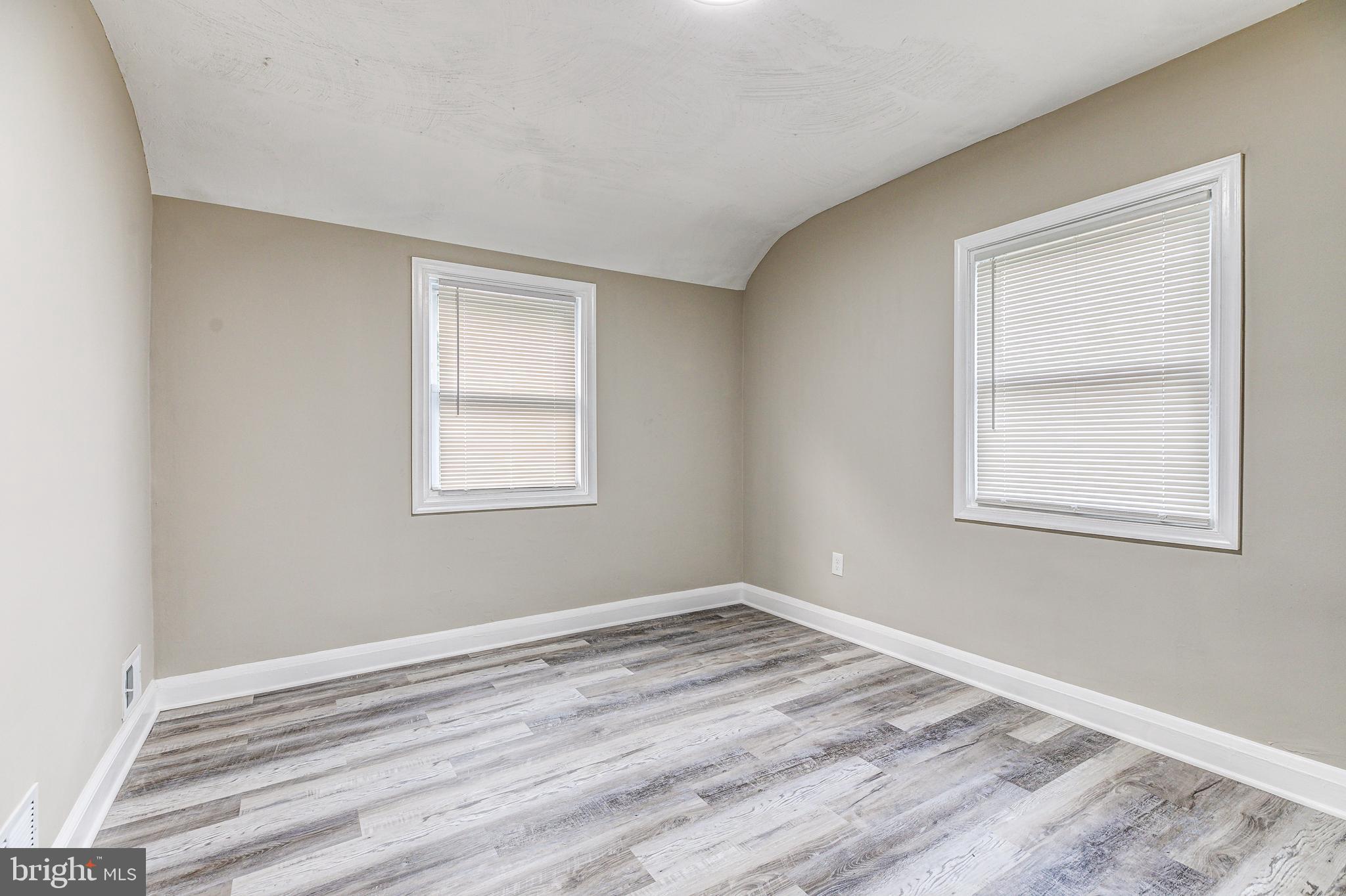 ROGNEL HEIGHTS - Residential