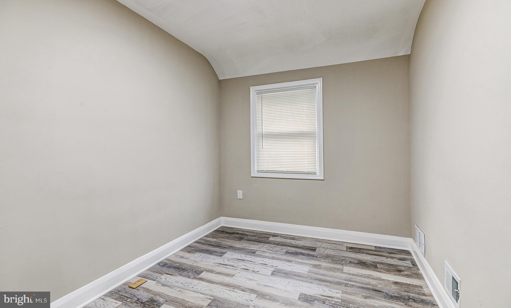 ROGNEL HEIGHTS - Residential