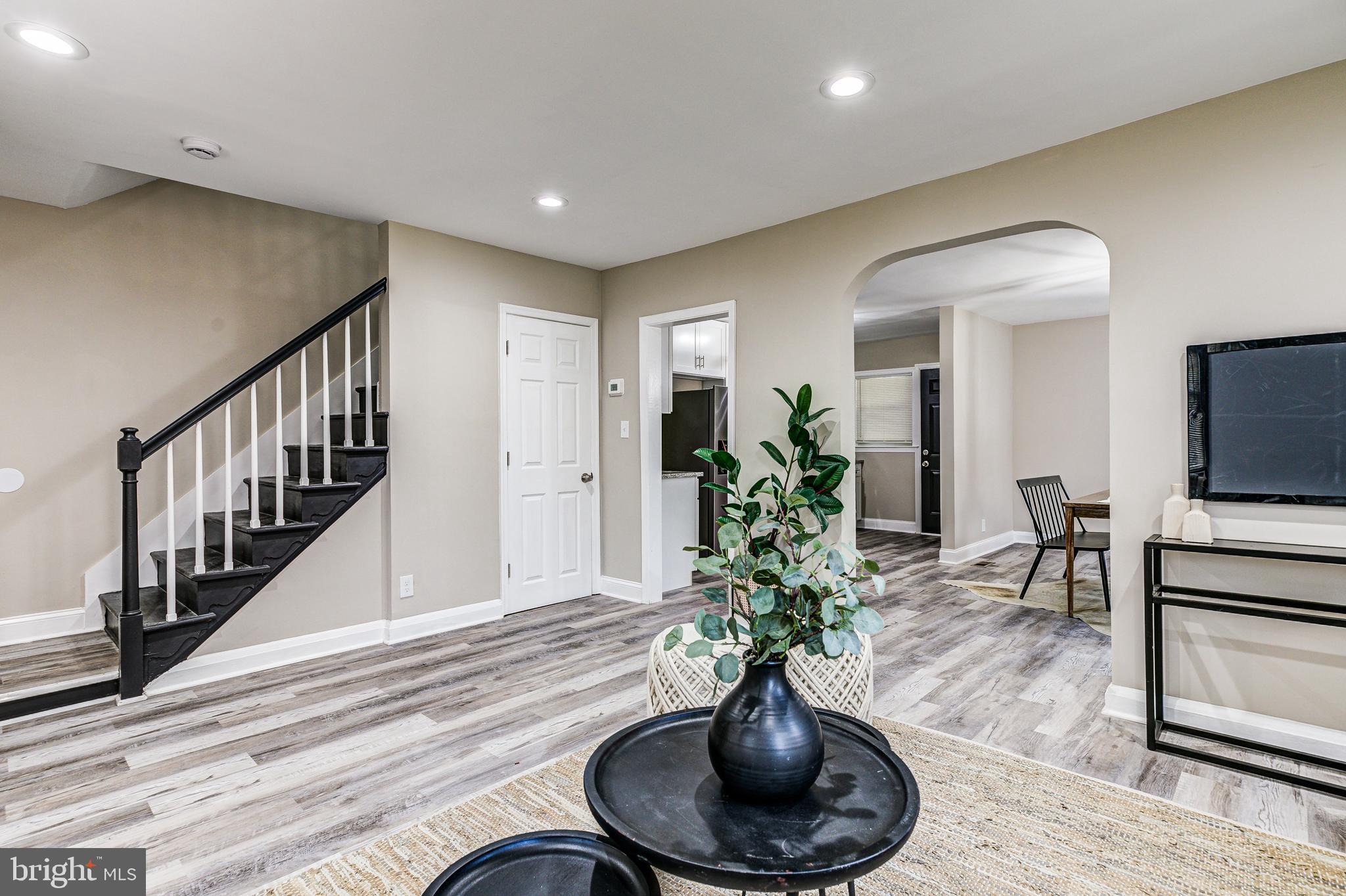 ROGNEL HEIGHTS - Residential