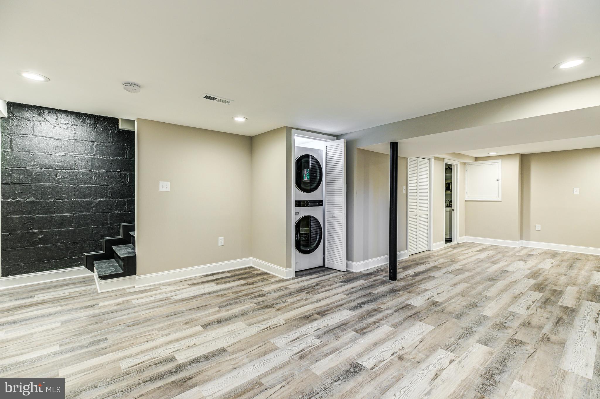 ROGNEL HEIGHTS - Residential