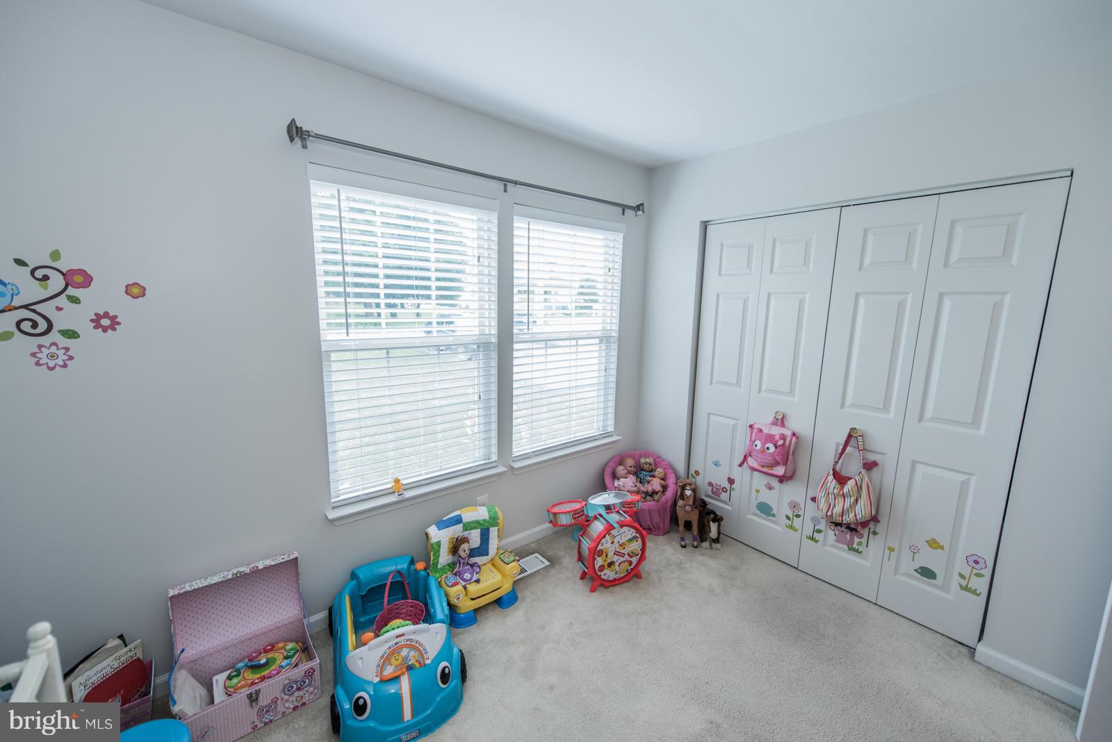 PLEASANT VIEW - Residential