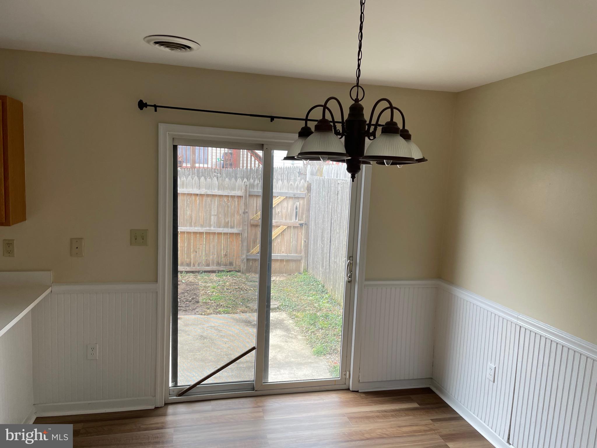 GEORGETOWN SQUARE - Residential Lease