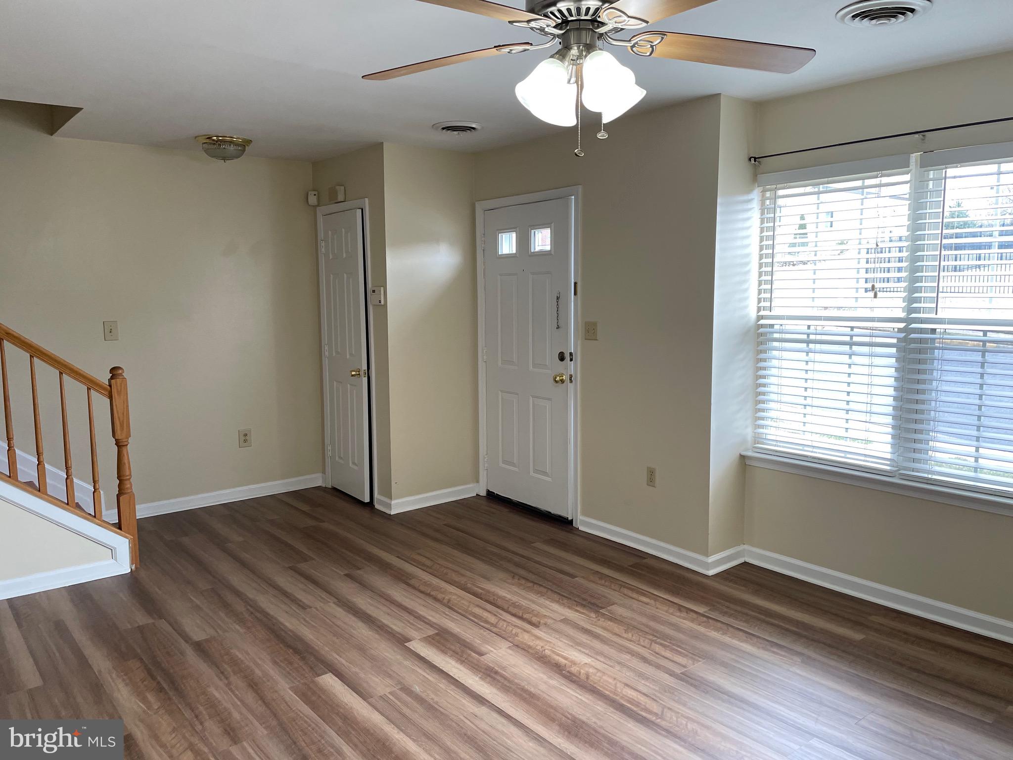 GEORGETOWN SQUARE - Residential Lease