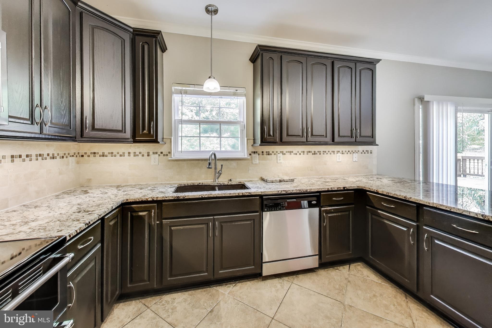 1002 BELGARDEN LANE
