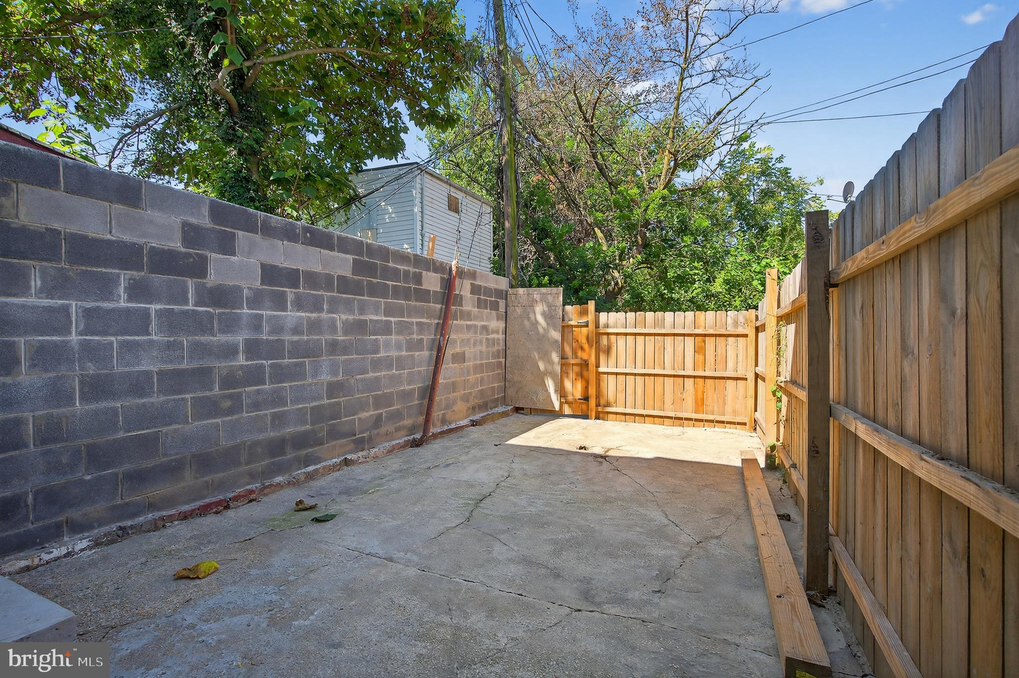 CARROLLTON RIDGE - Residential