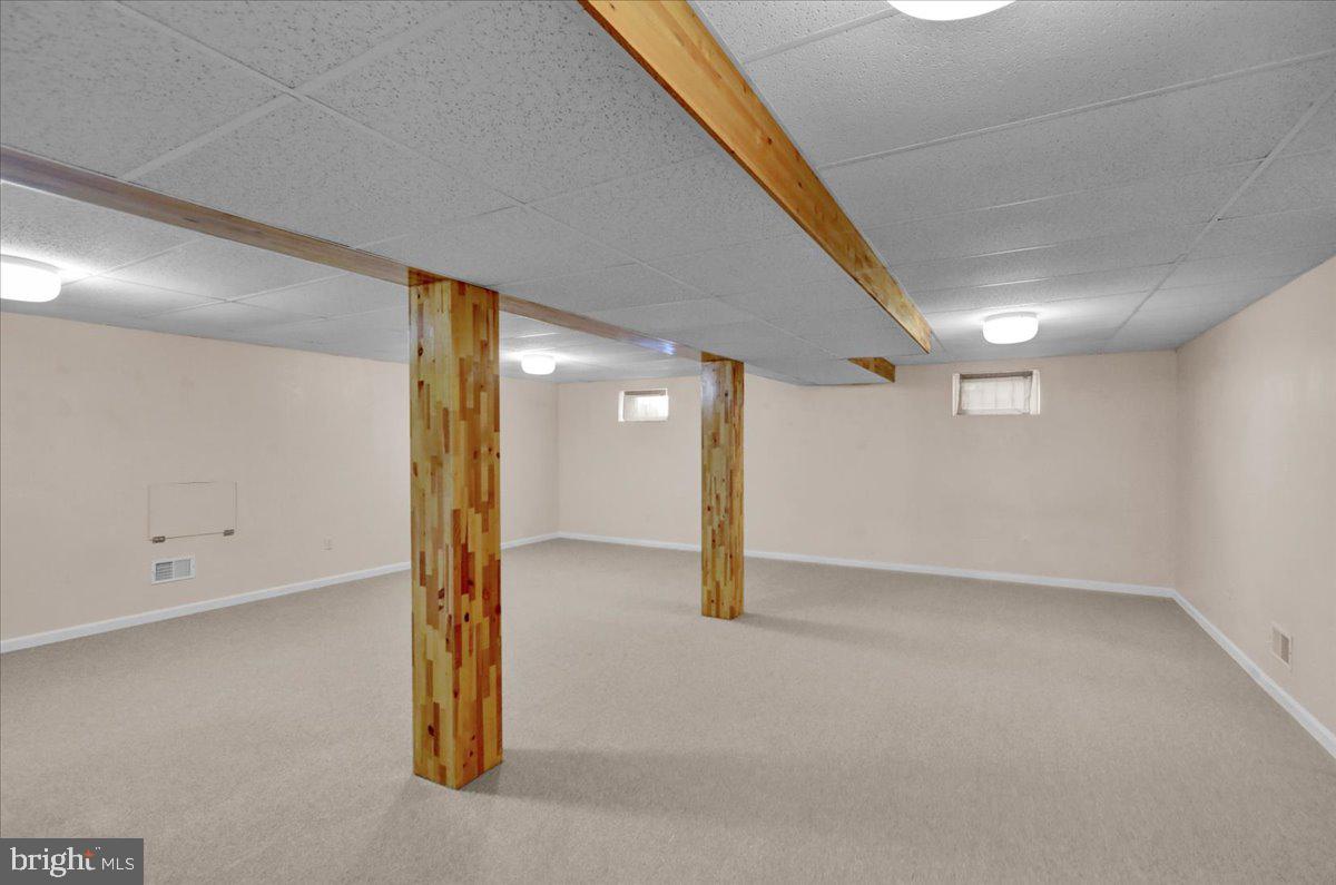 GRINGS HILL ESTATE - Residential