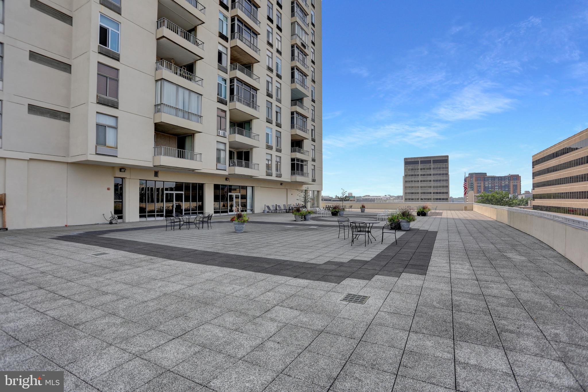 PENTHOUSE CONDOMINIUMS - Residential Lease