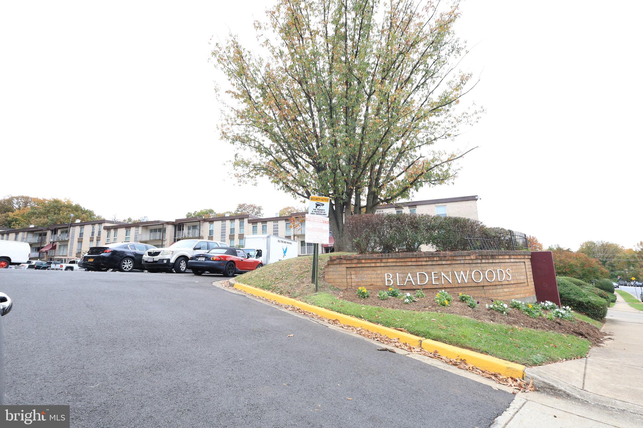 BLADENWOODS - Residential