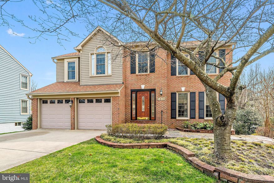 3600+SF BEAUTIFUL SINGLE FAMILY HOUSE ON A PRIVATE CUL-DE-SAC.KITCHEN W/QUARTZ COUNTER TOPS & S.S APPL.FRESH PAINT,LARGE DECK OFF OF FAMILY ROOM. TWO CAR GARAGE, LARGE DRIVEWAY,NICELY LANDSCAPED FRONT/BACKYARD.WARM & COZY FAMILY RM W/FIREPLACE.FORMAL DINNING & LIVING RM.4 BR ON UPR LVL.LRG BASEMENT W/1BR,1FBA, OFFICE NOOK & W/OUTBASEMENT