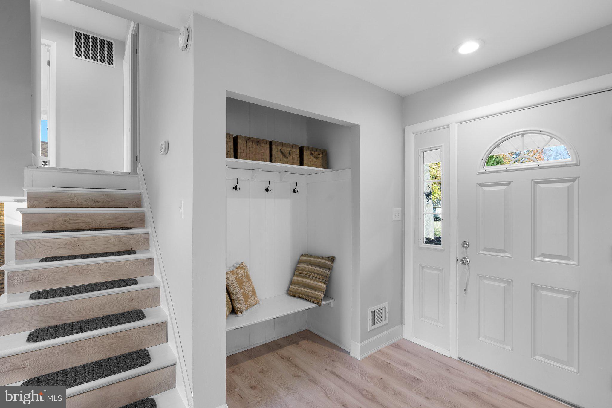 BROOKEVILLE KNOLLS - Residential