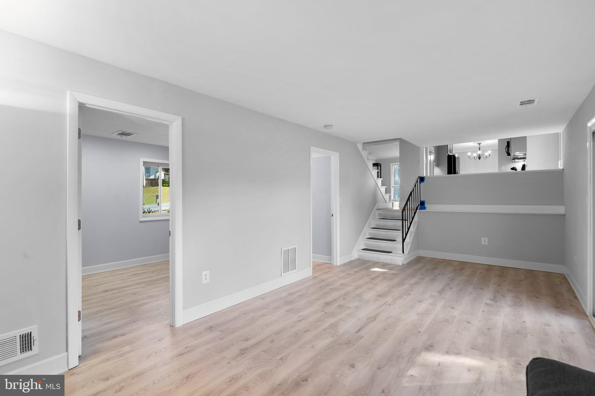 BROOKEVILLE KNOLLS - Residential