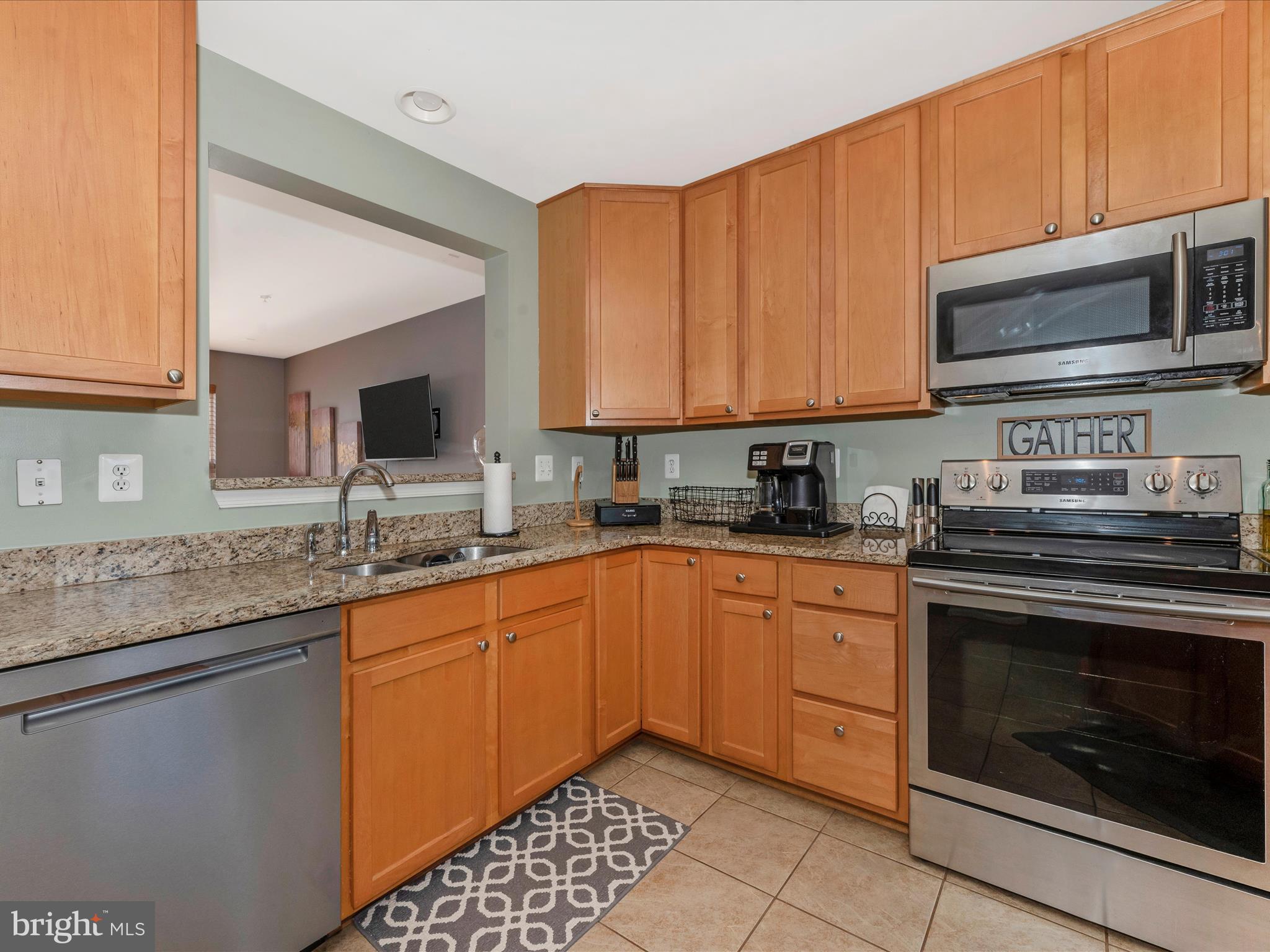 WATERS EDGE - Residential