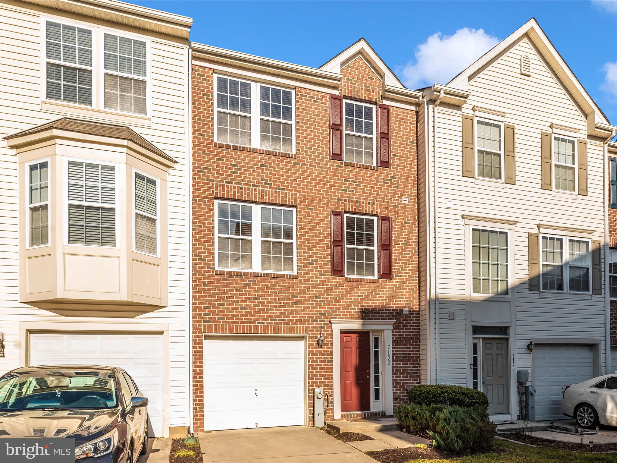 WATERS EDGE - Residential