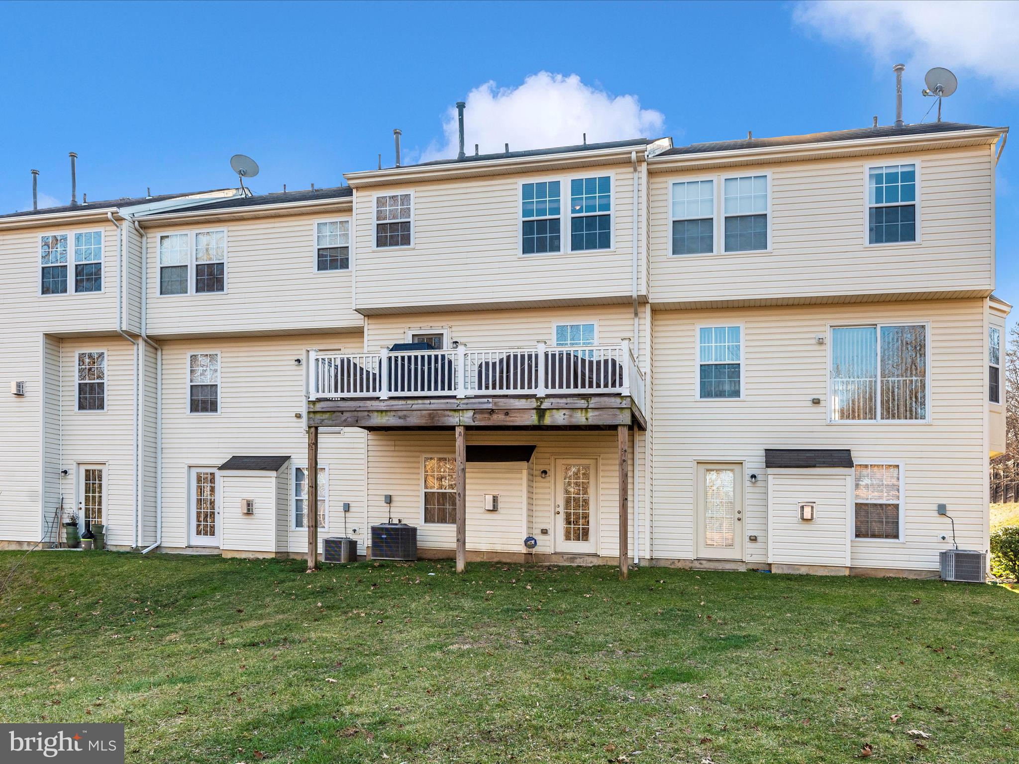 WATERS EDGE - Residential