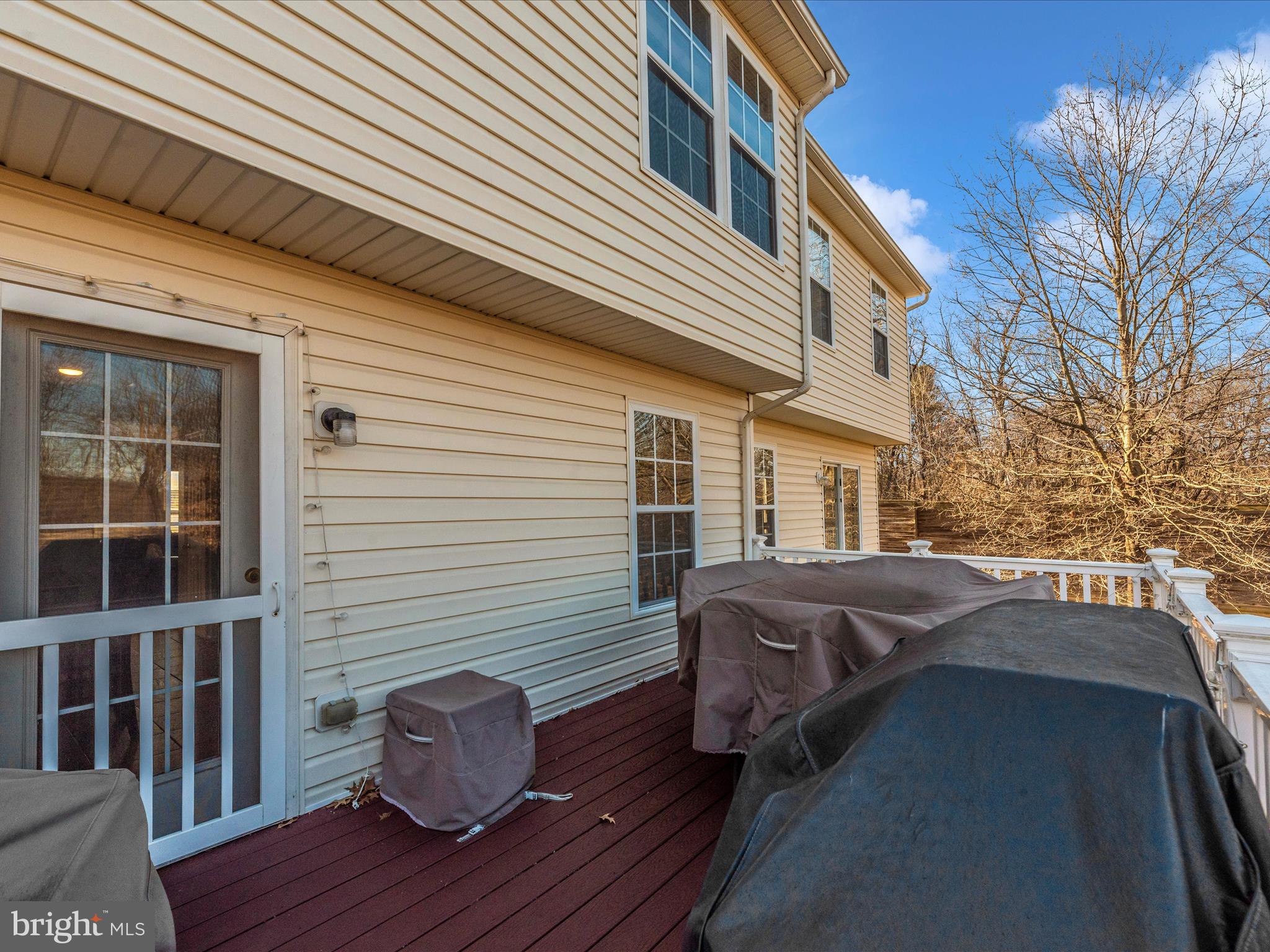 WATERS EDGE - Residential