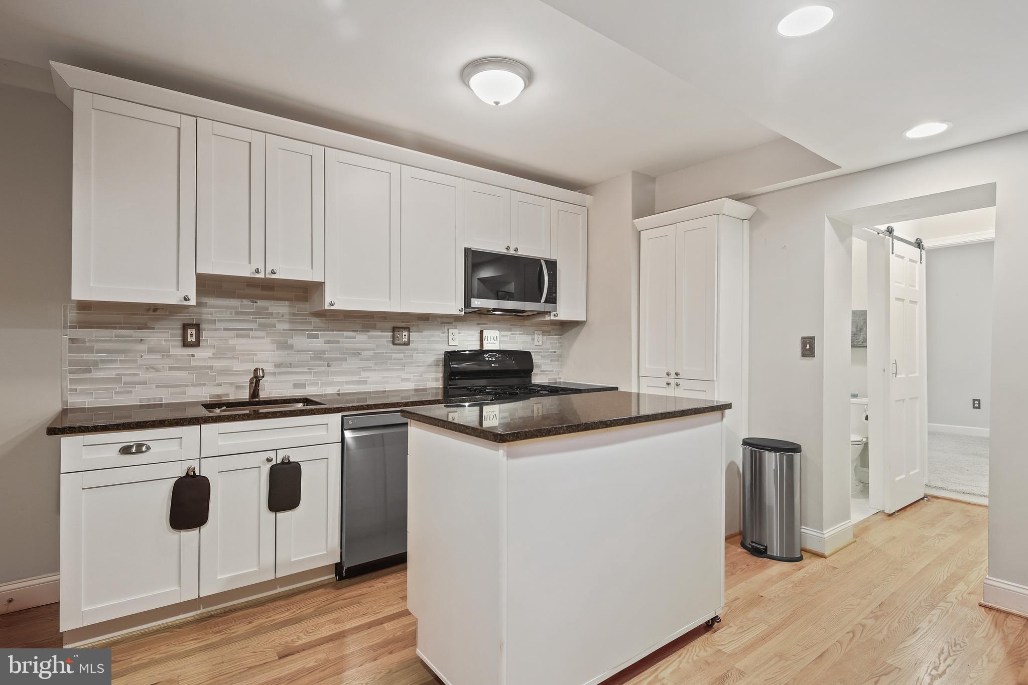 BUTCHERS HILL - Residential