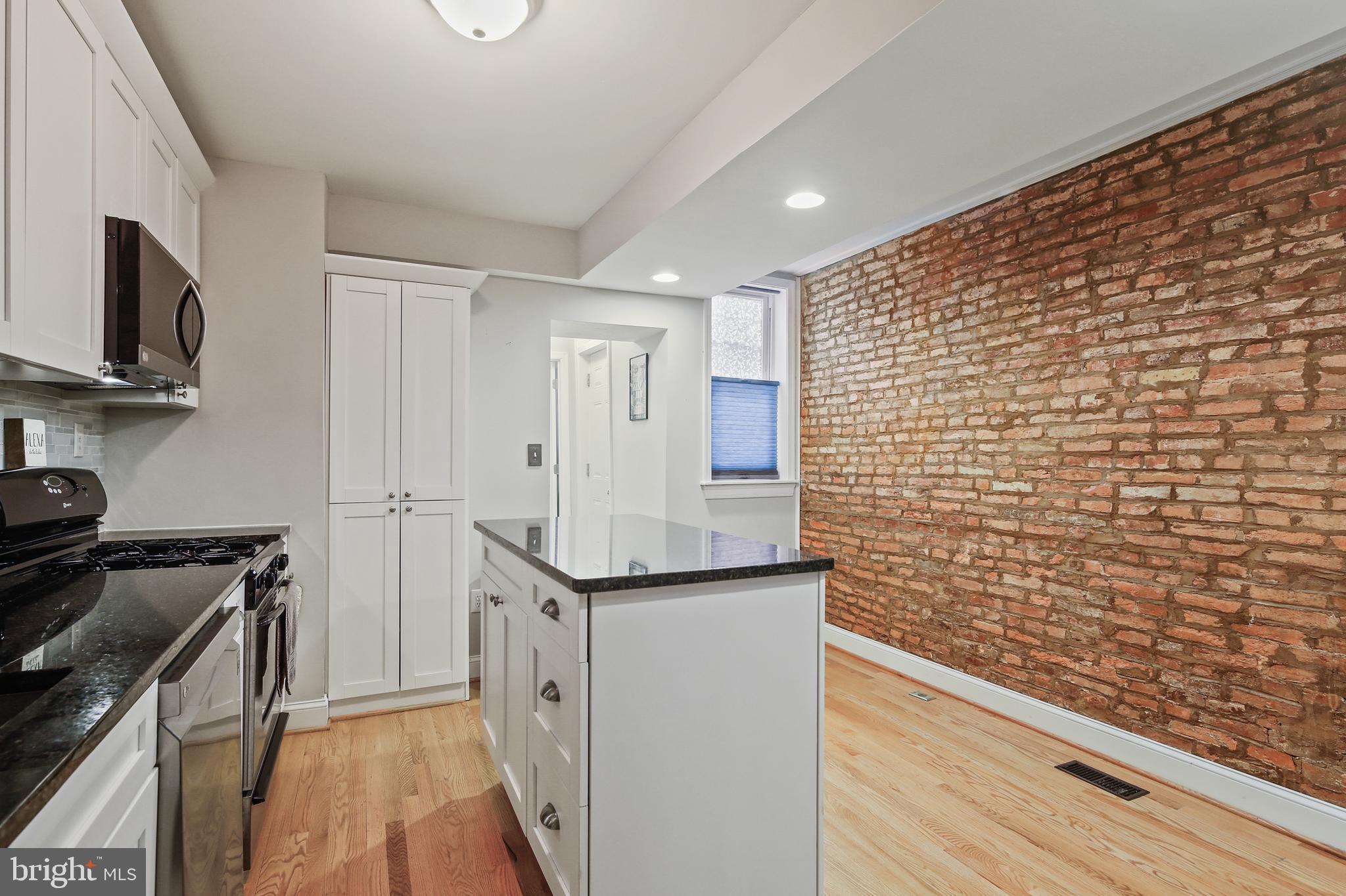 BUTCHERS HILL - Residential