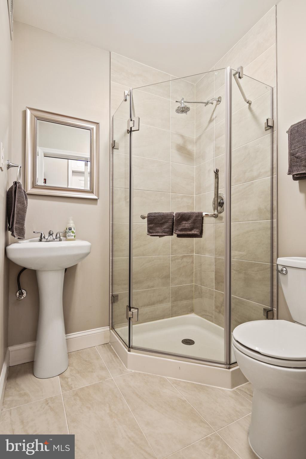 BUTCHERS HILL - Residential