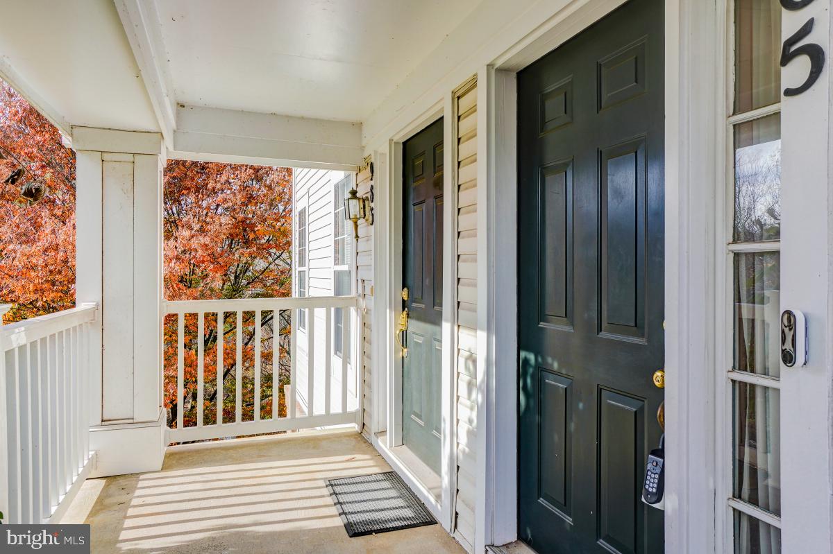 VISTAS AT WASHINGTONIAN WOODS - Residential