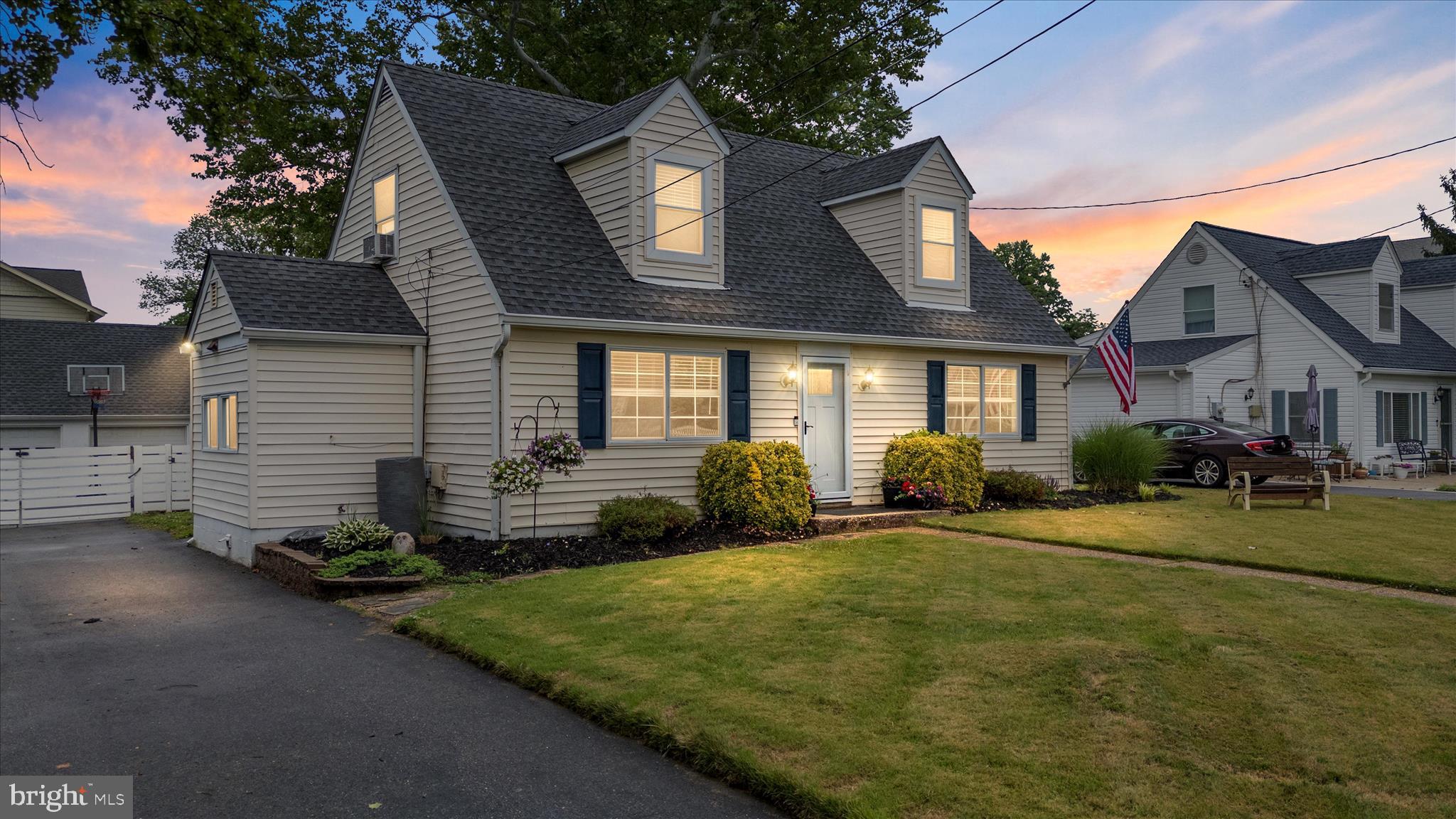 CHESTNUT HILL - Residential