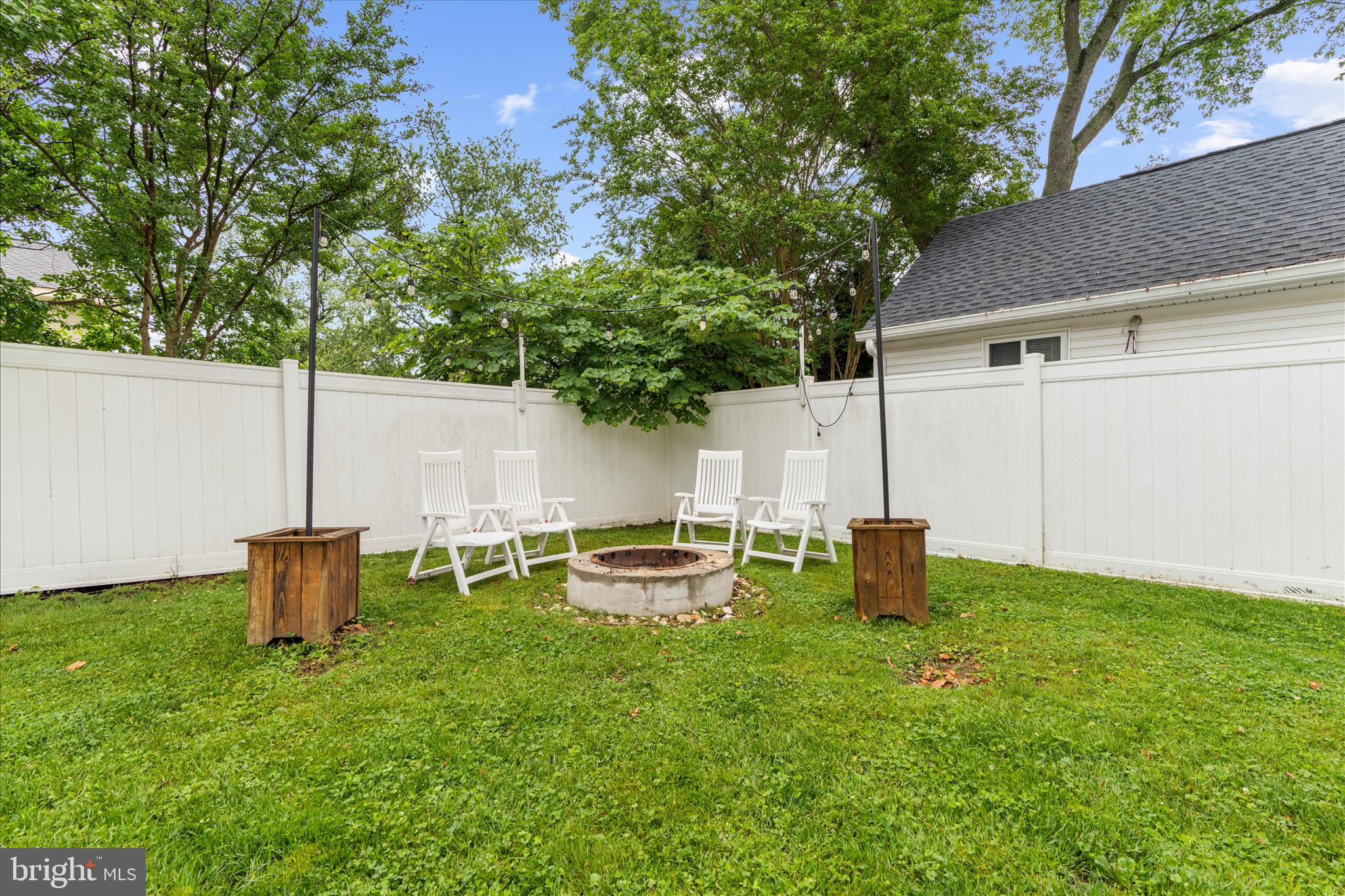 CHESTNUT HILL - Residential