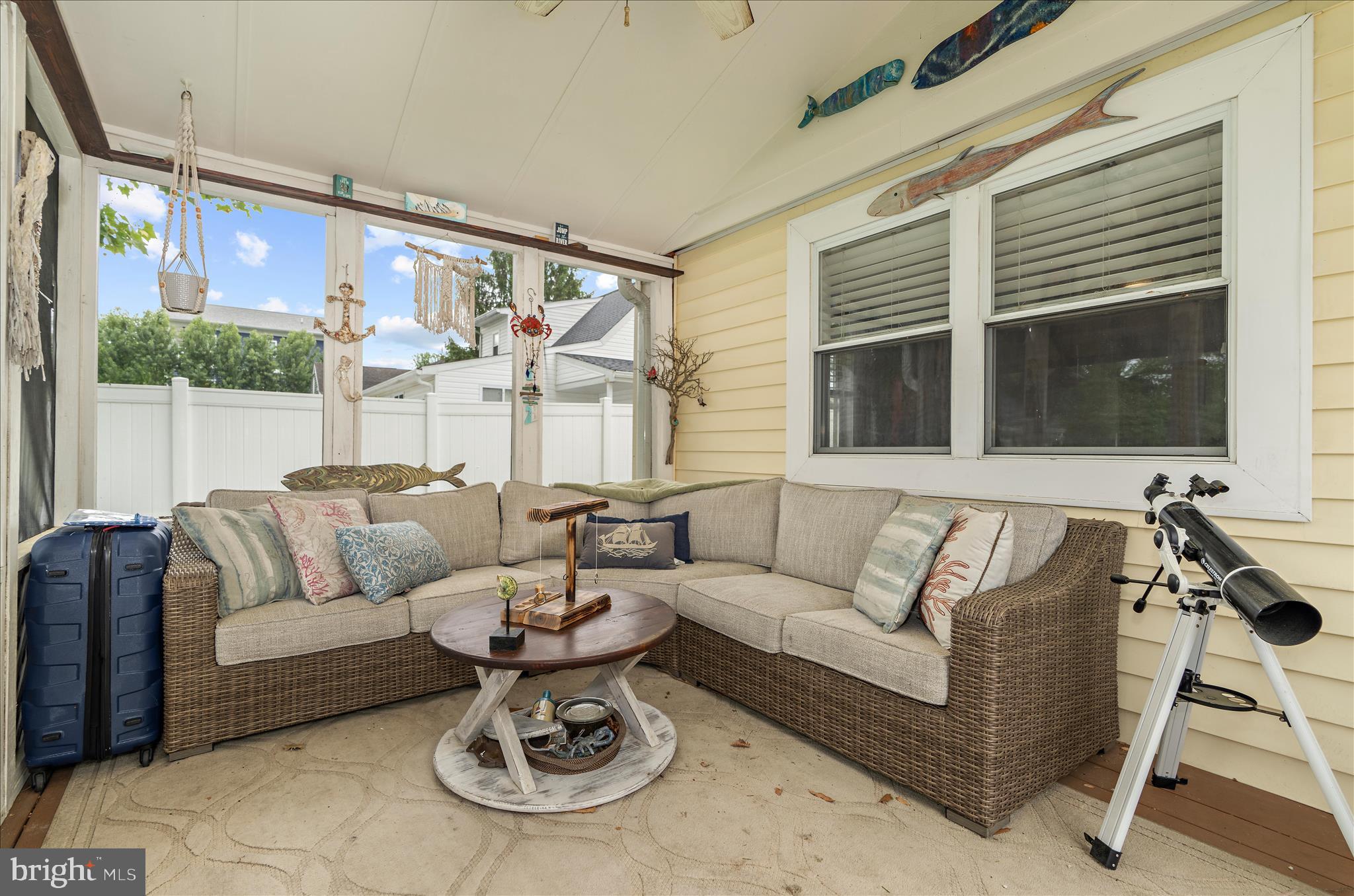 CHESTNUT HILL - Residential