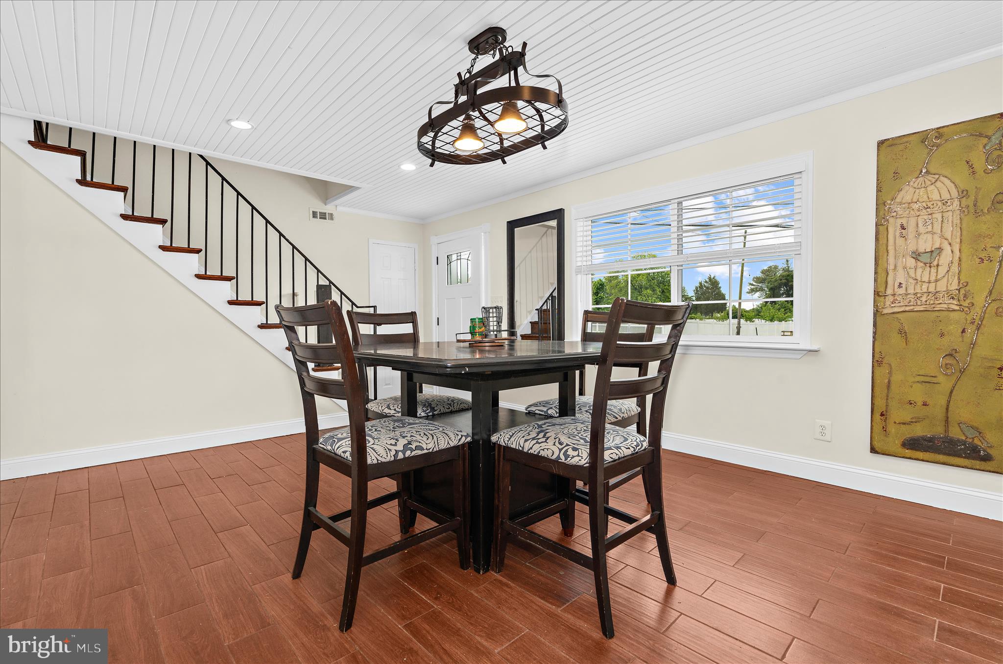 CHESTNUT HILL - Residential