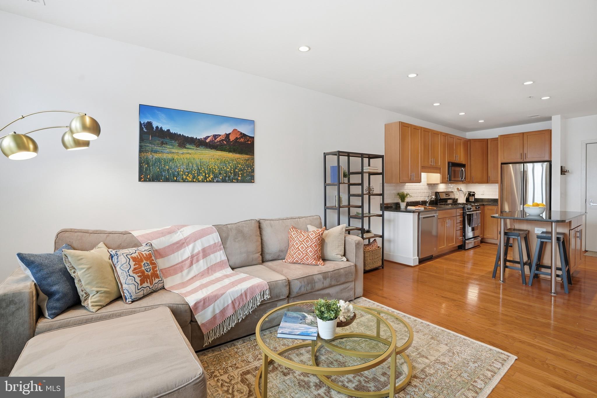 1800 WILSON - Residential