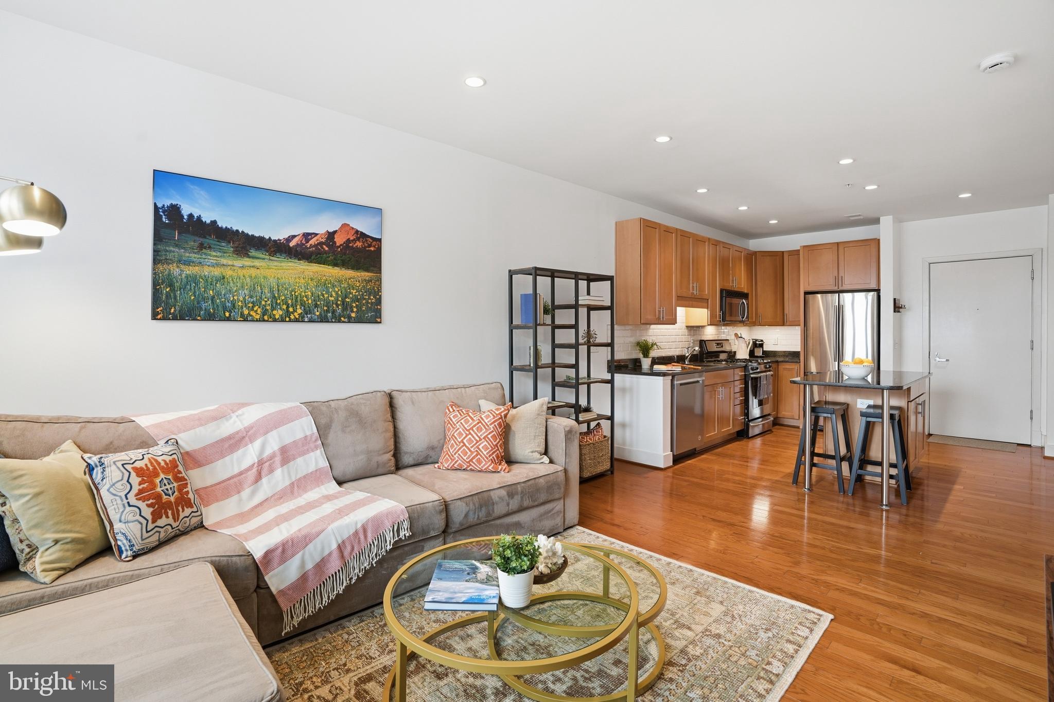 1800 WILSON - Residential