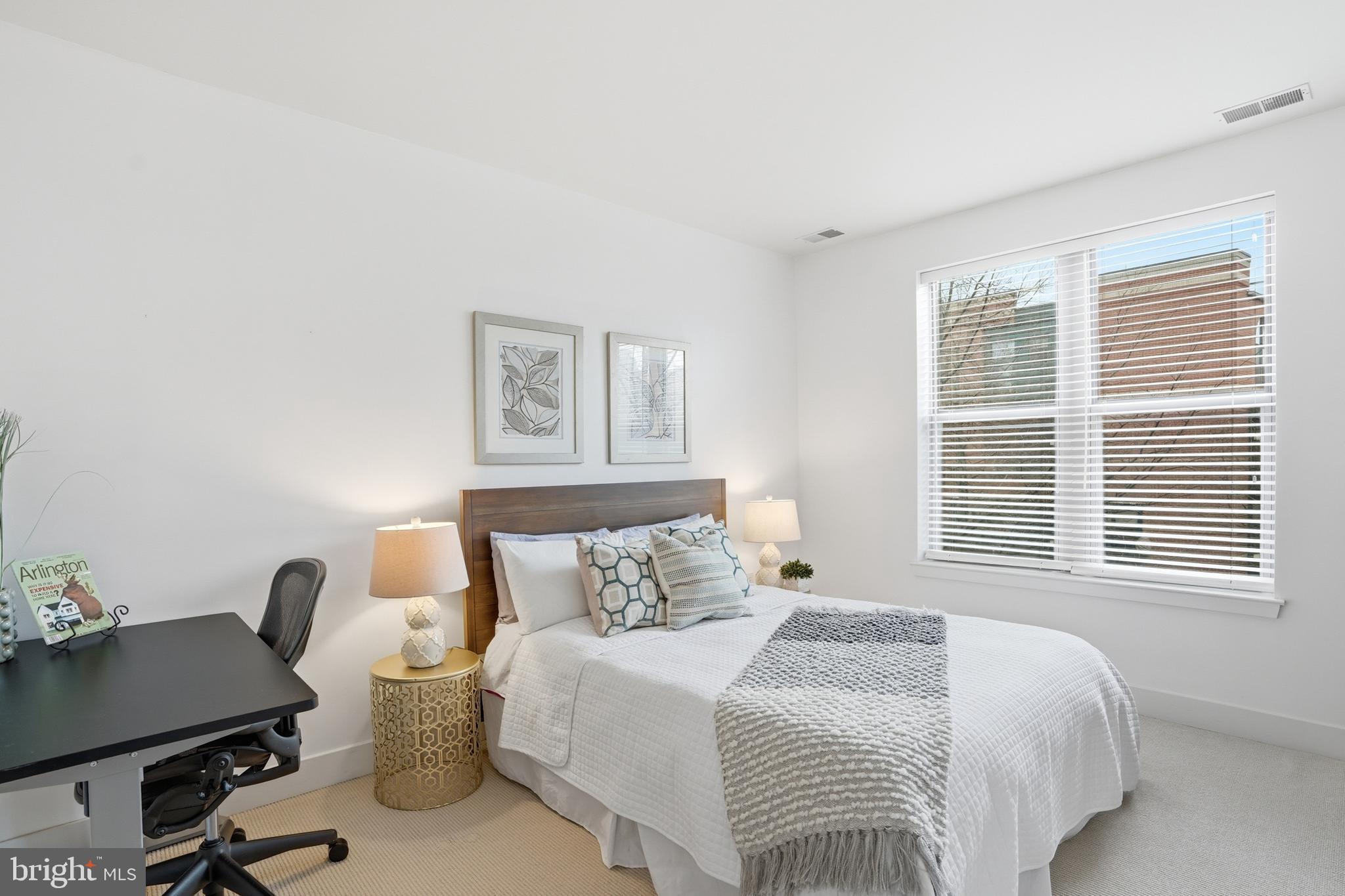 1800 WILSON - Residential