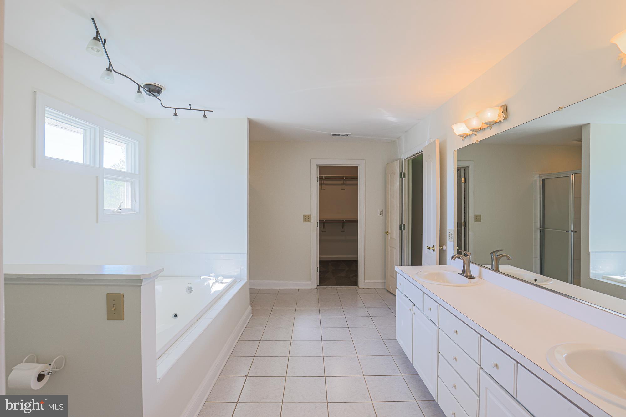 MISSION RIDGE - Residential