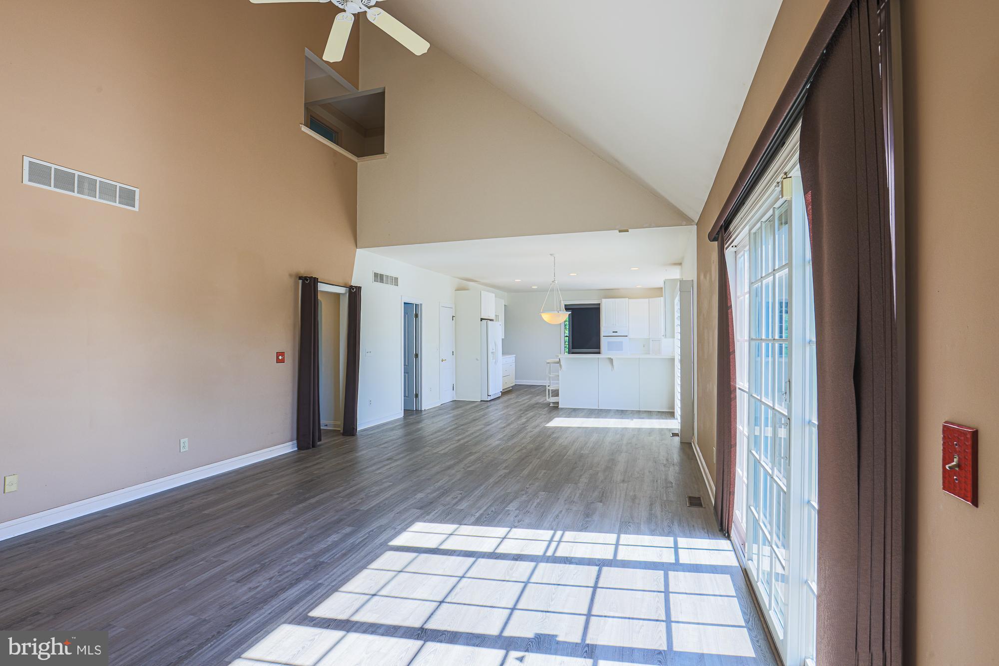MISSION RIDGE - Residential