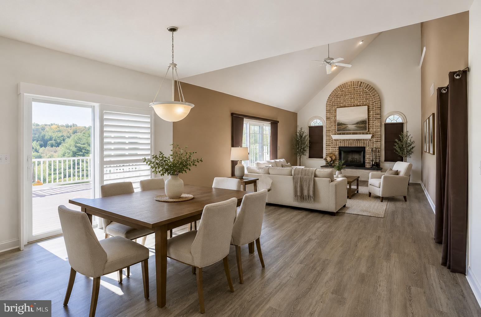 MISSION RIDGE - Residential