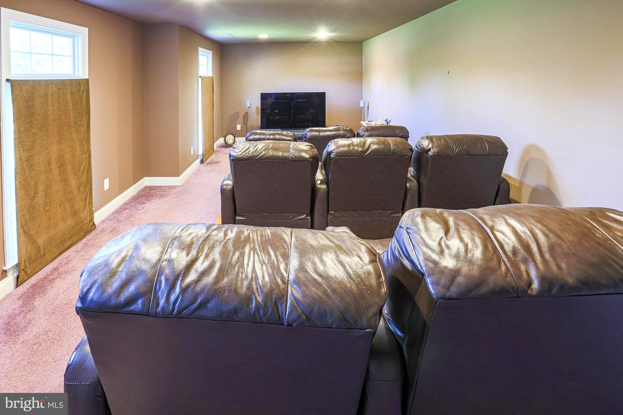 MISSION RIDGE - Residential