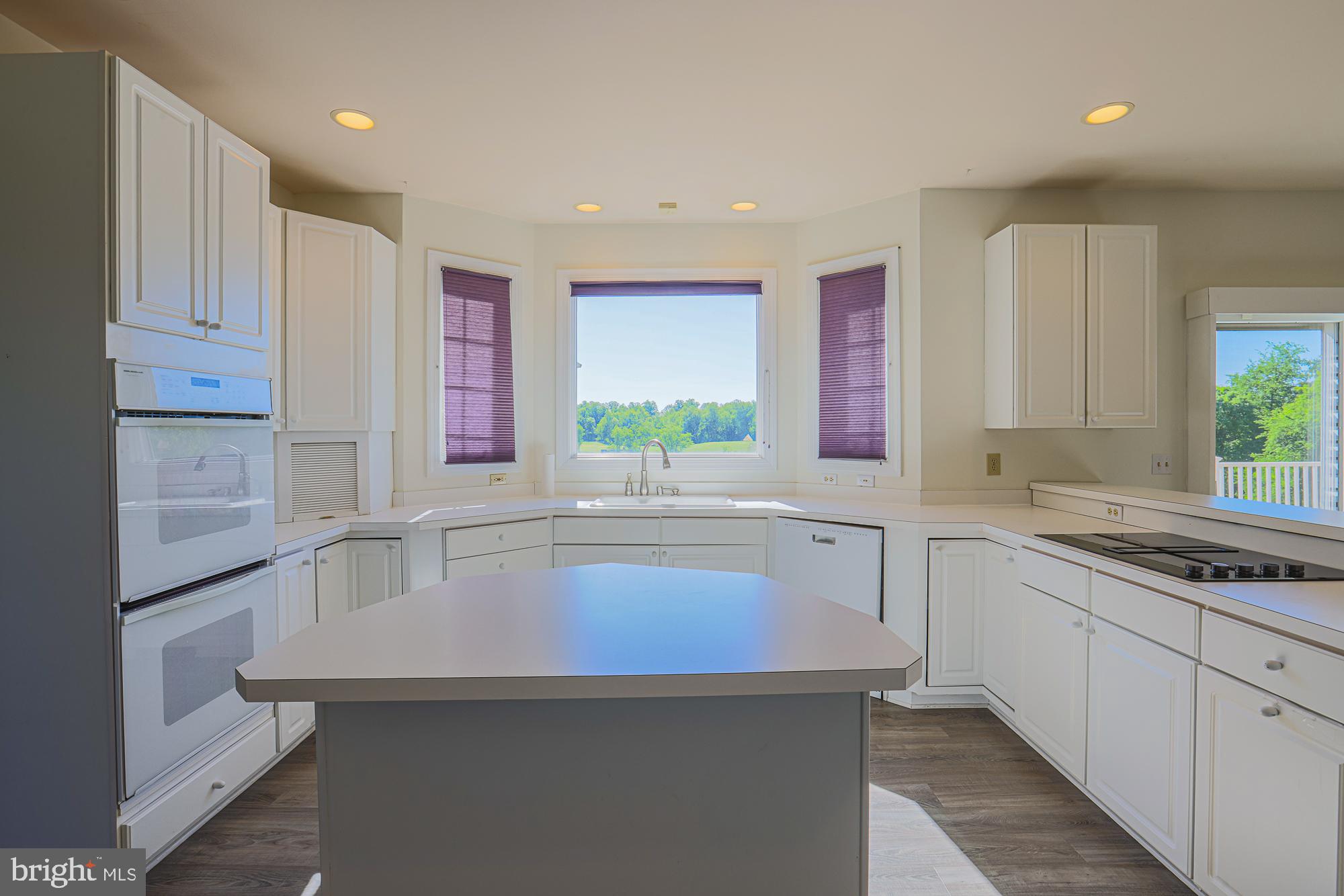 MISSION RIDGE - Residential