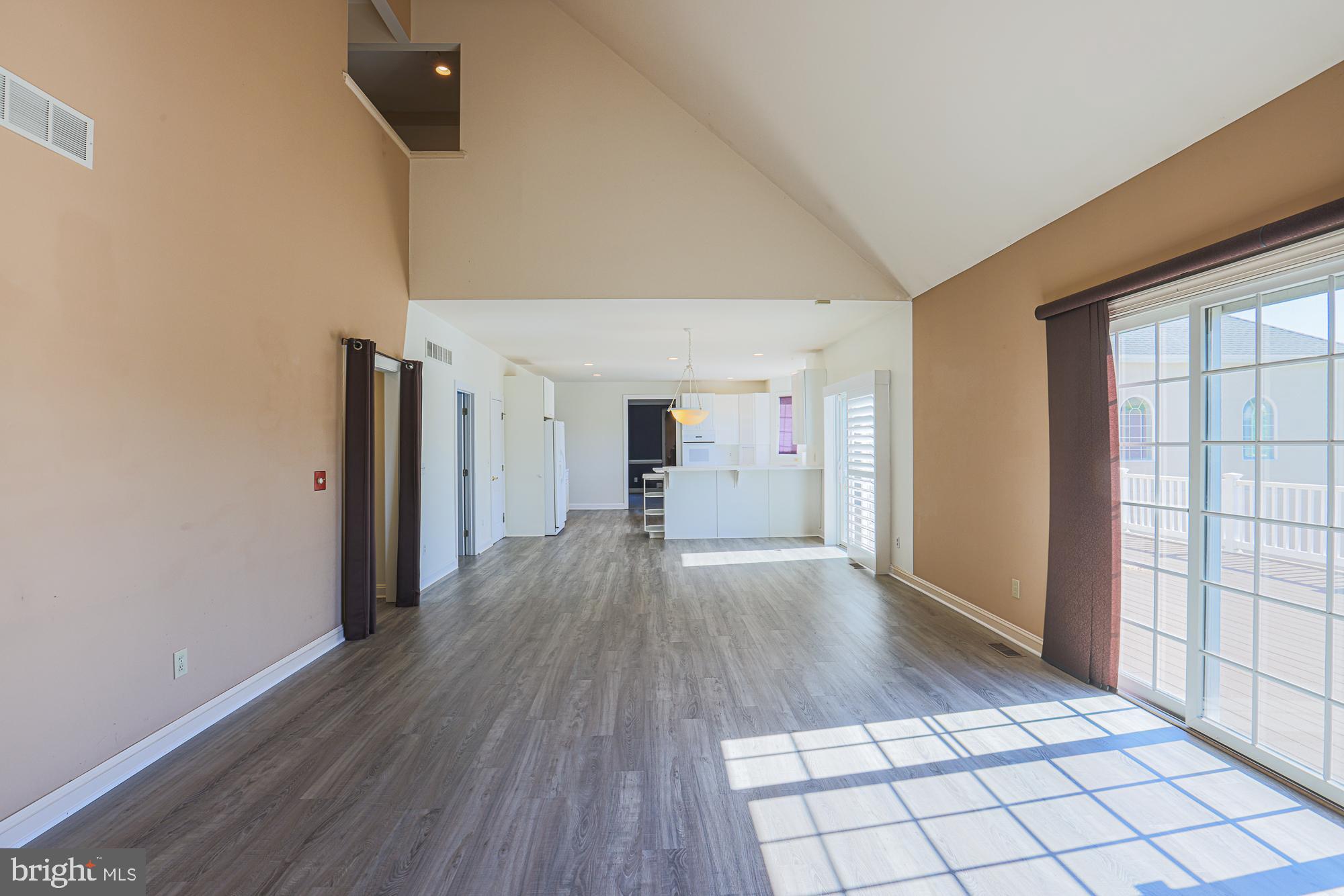 MISSION RIDGE - Residential