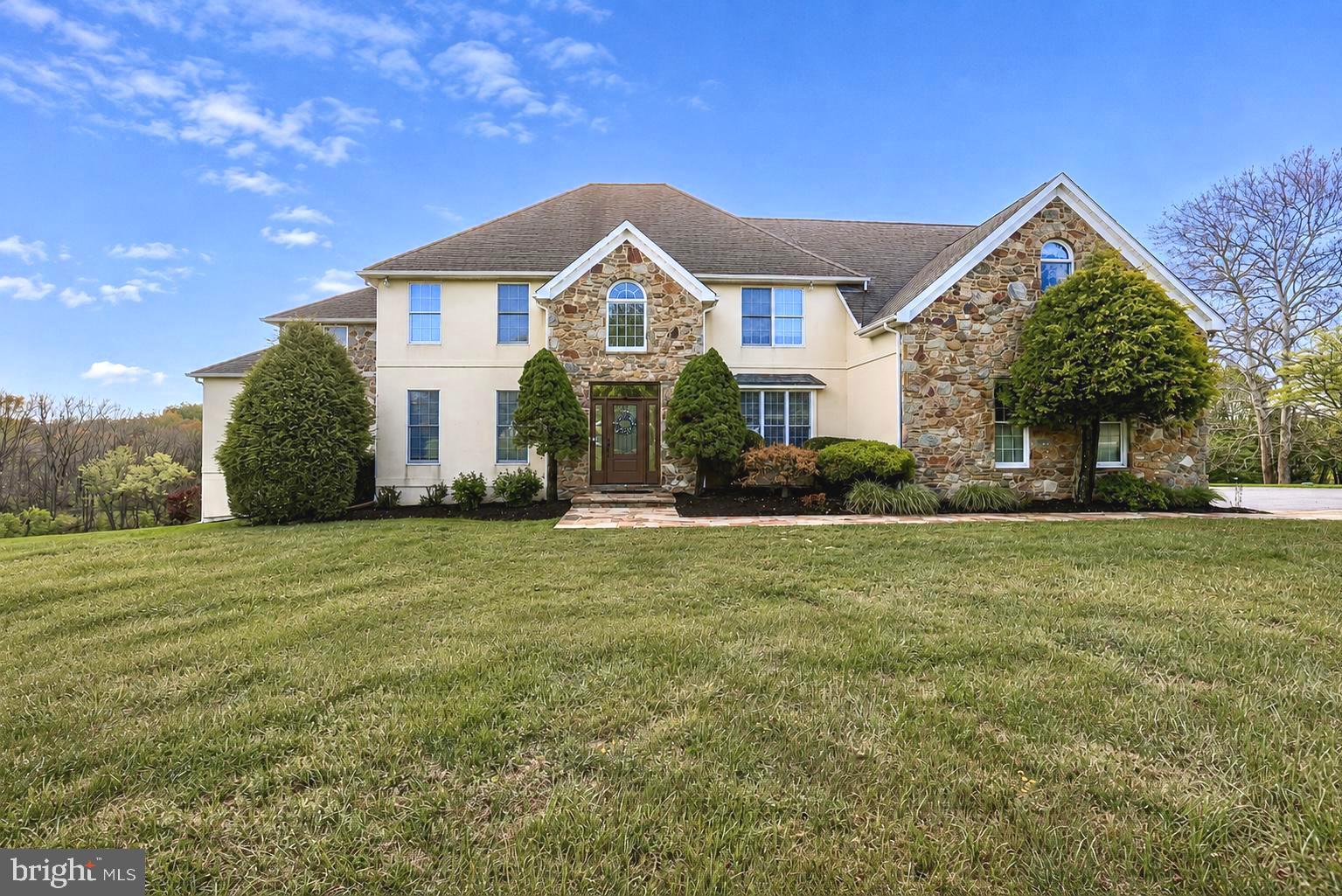 MISSION RIDGE - Residential