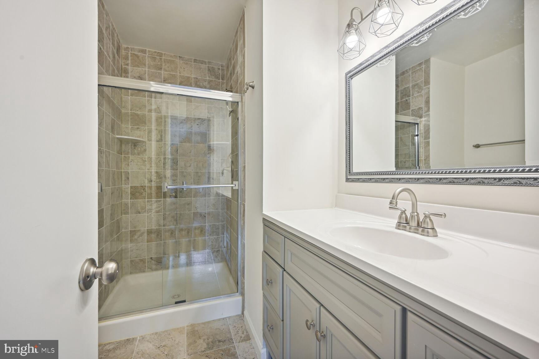 MAYFAIR PLAT 8 - Residential