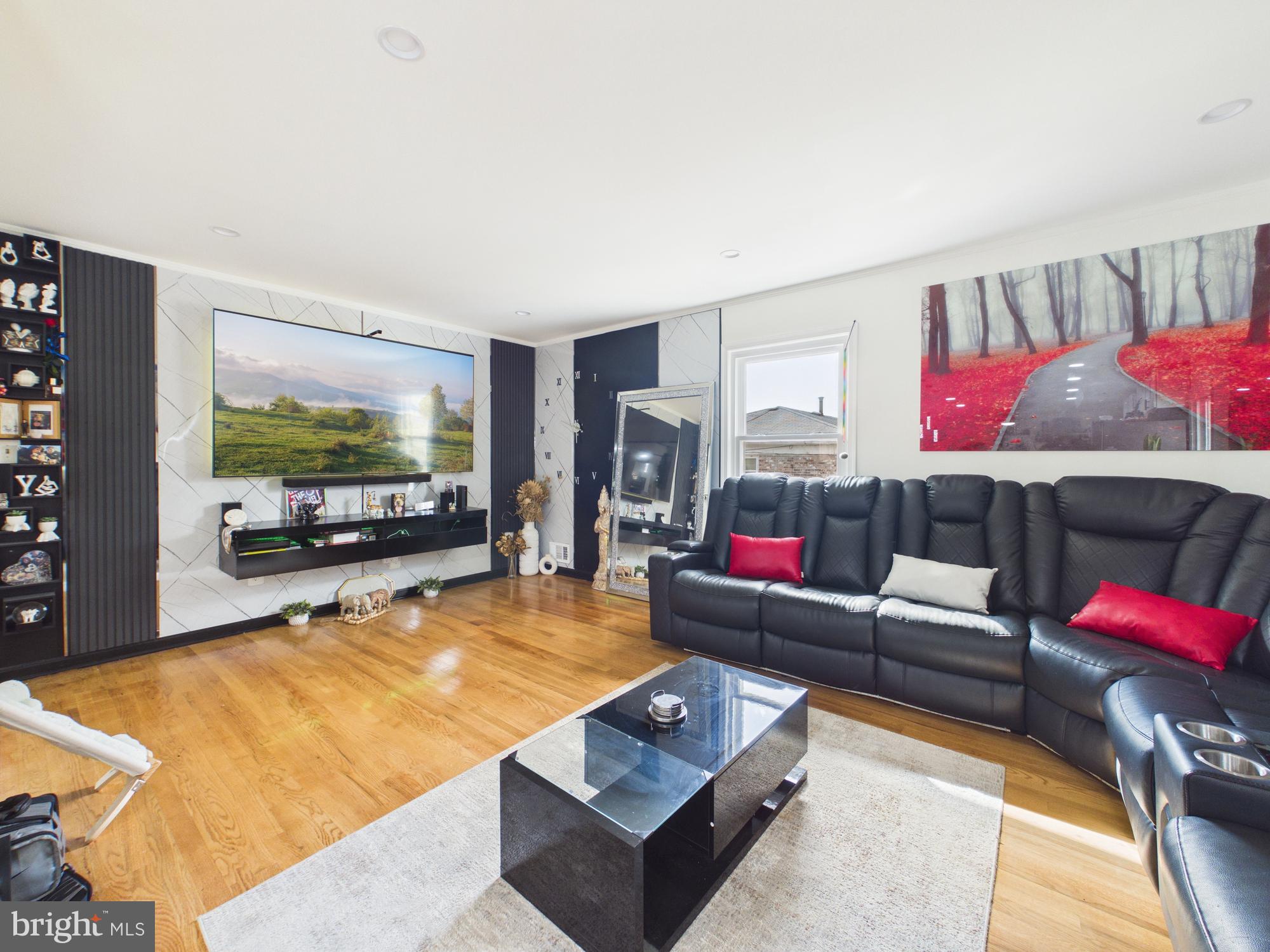 TRUEMAN HEIGHTS - Residential