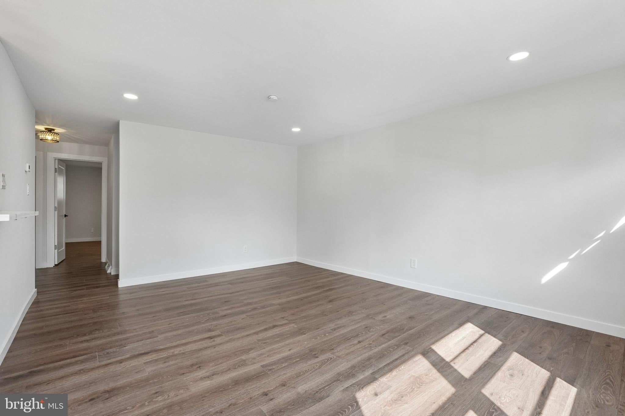 3135 COMLY ROAD