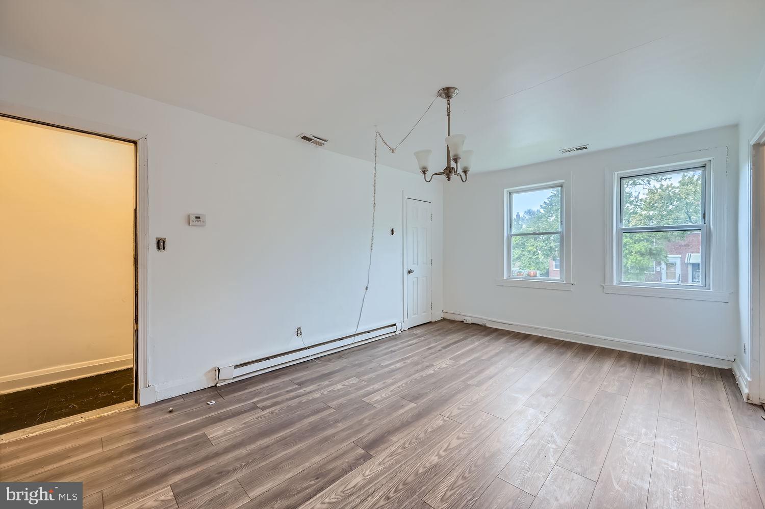 EAST ARLINGTON - Residential Income