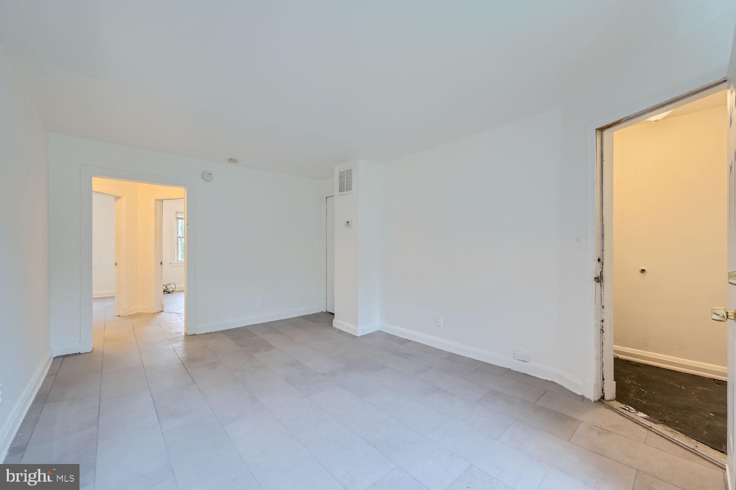 EAST ARLINGTON - Residential Income