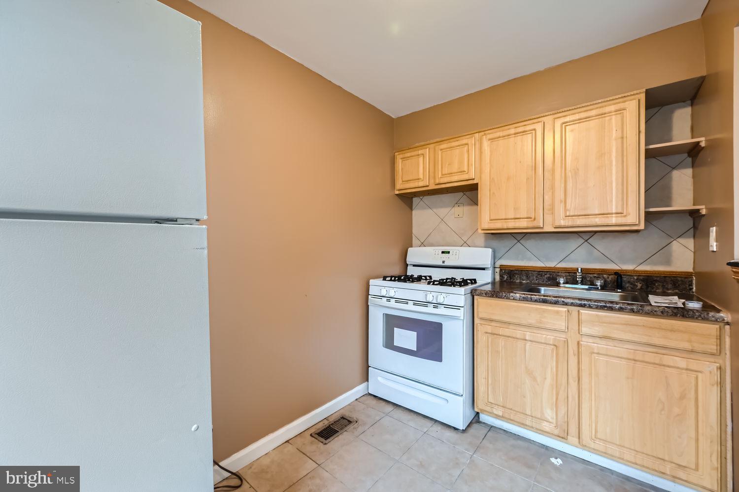 EAST ARLINGTON - Residential Income